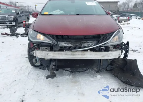 2018 Chrysler Pacifica Touring L z USA, uszkodzony, nr VIN 2C4RC1BG8JR185808